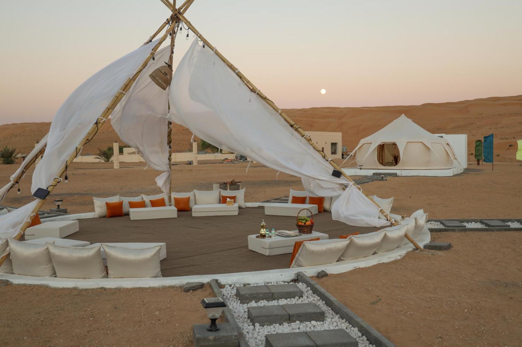 Safari Desert Camp Shāhiq Exteriör bild