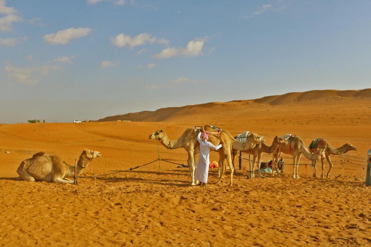 Safari Desert Camp Shāhiq Exteriör bild