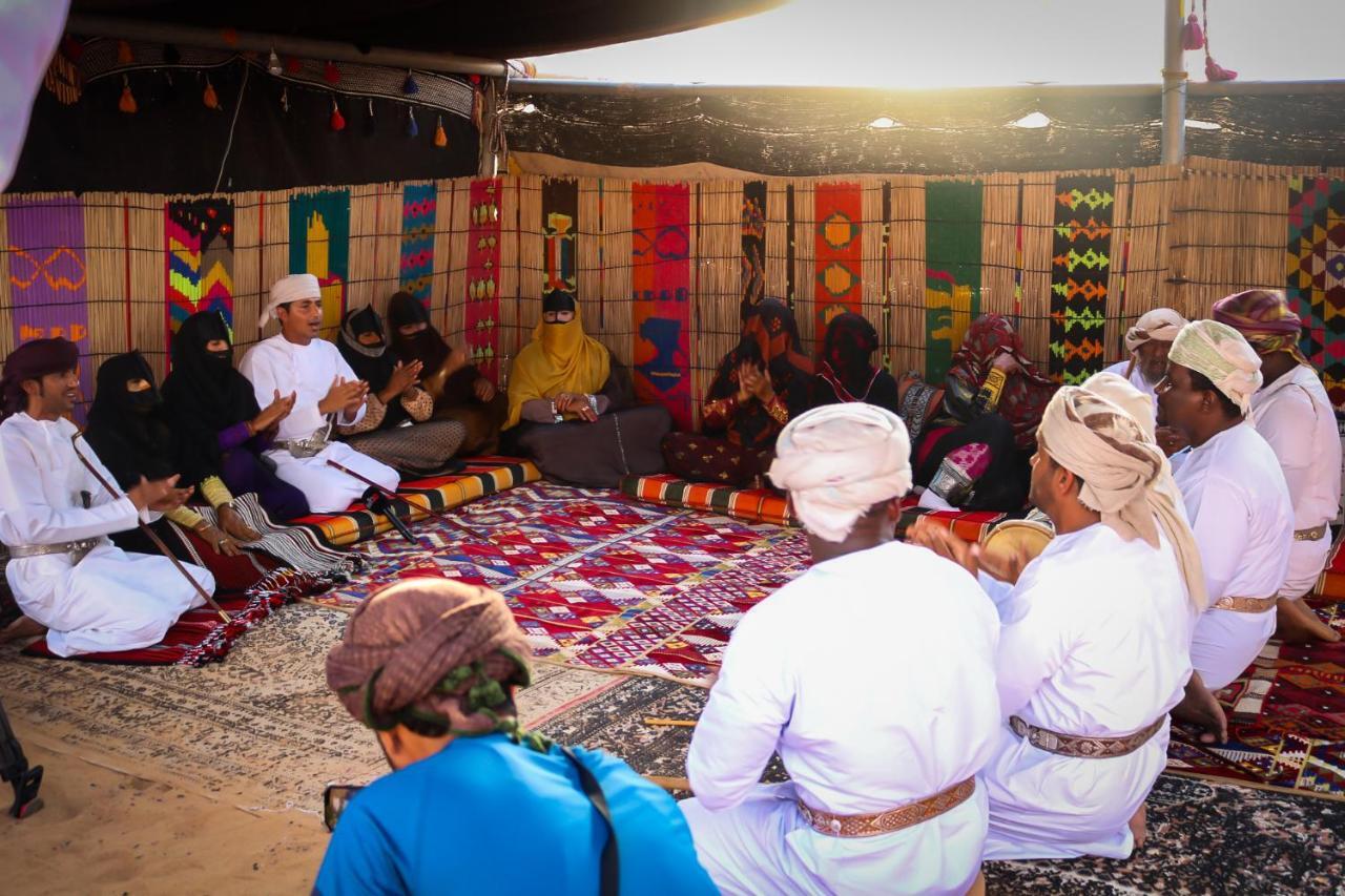 Safari Desert Camp Shāhiq Exteriör bild